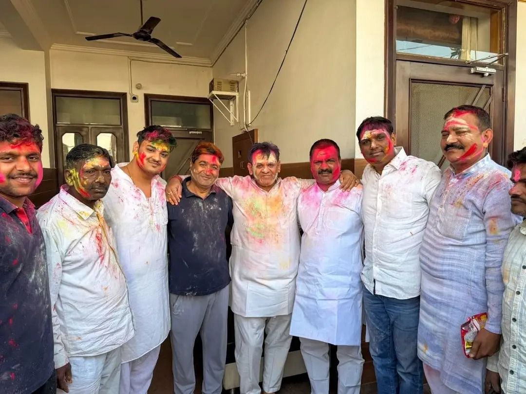 नाम-
दिनेश खटीकपद-
विधायक(भाजपा), ह