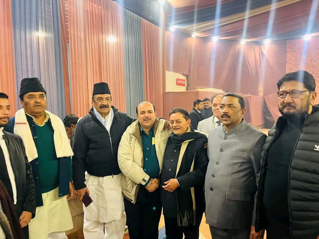 नाम- नवाब जान
पद- विधायक (सपा), ठाकुरद्वार