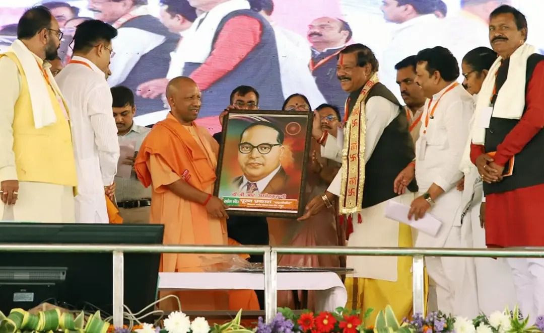 नाम- 
पूरन प्रकाश
पद- विधायक(बीजेपी),<