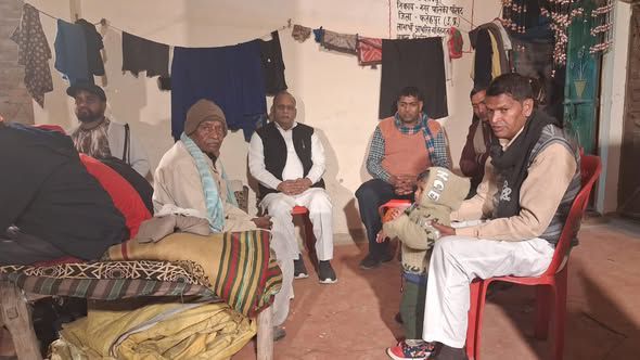 नाम-
चंद्र प्रकाश लोधीपद-
विधायक (समाजवादी</