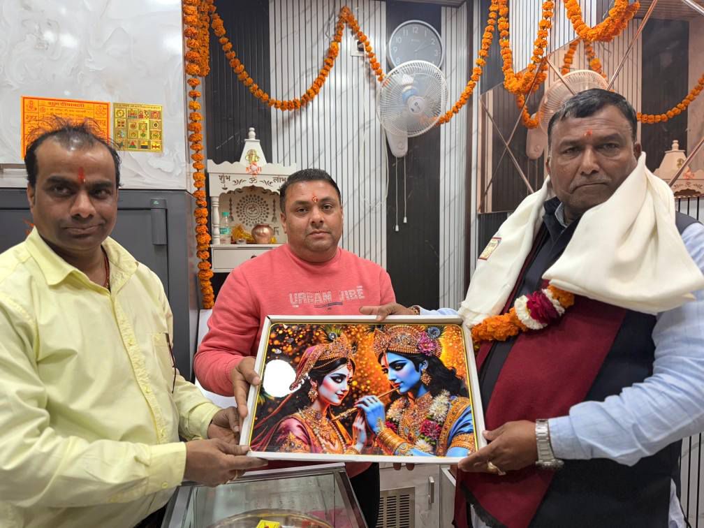 नाम- श्रीकांत कटियार
पद-
विधायक (बीजेपी)