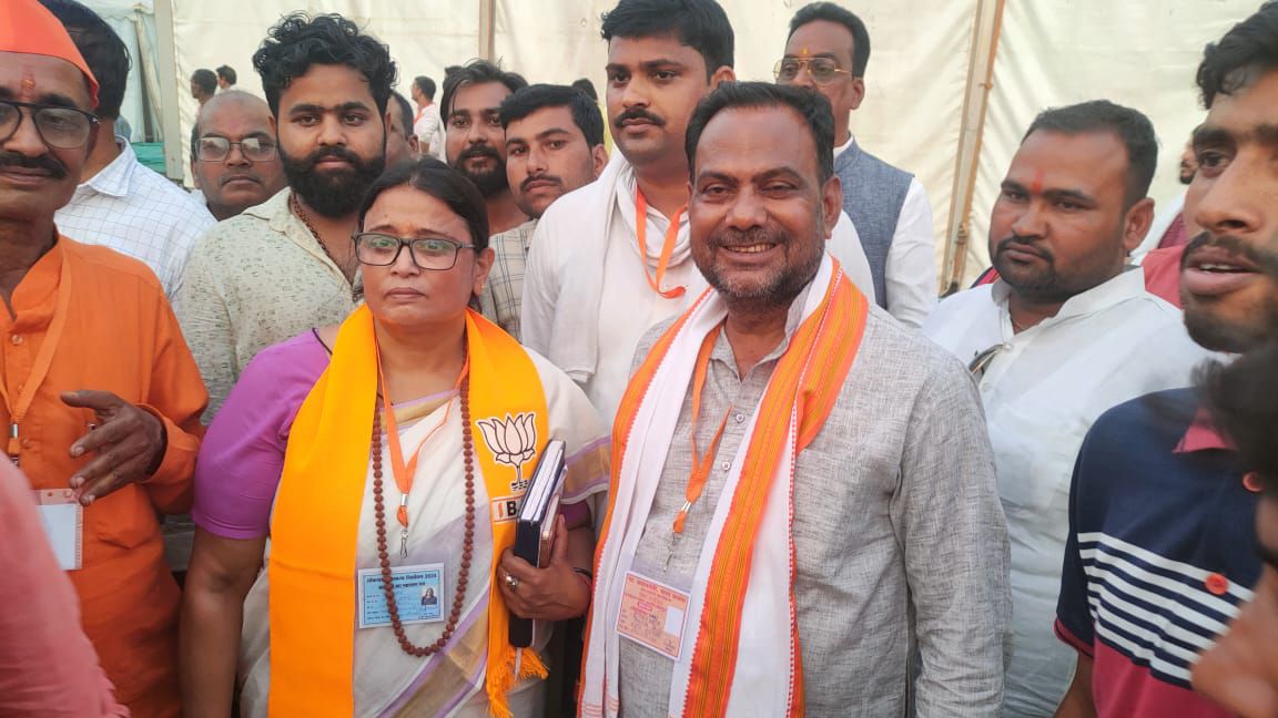 नाम- निर्मल वर्मा
पद-
विधायक(भाजपा), <