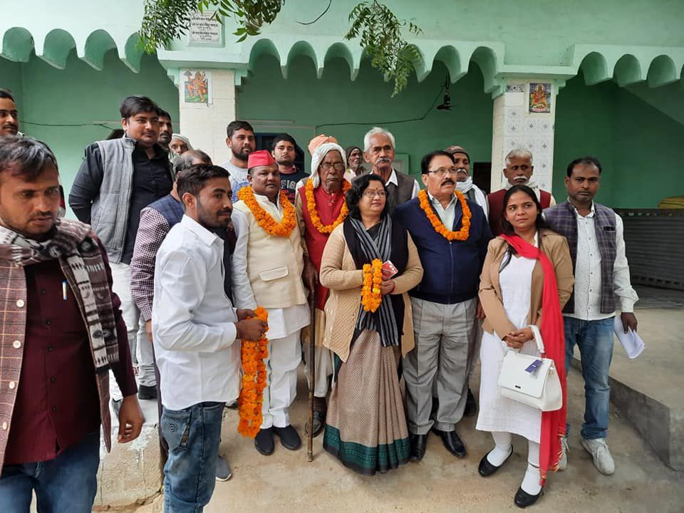 नाम- बृजेश कठेरिया पद- विधायक(सपा