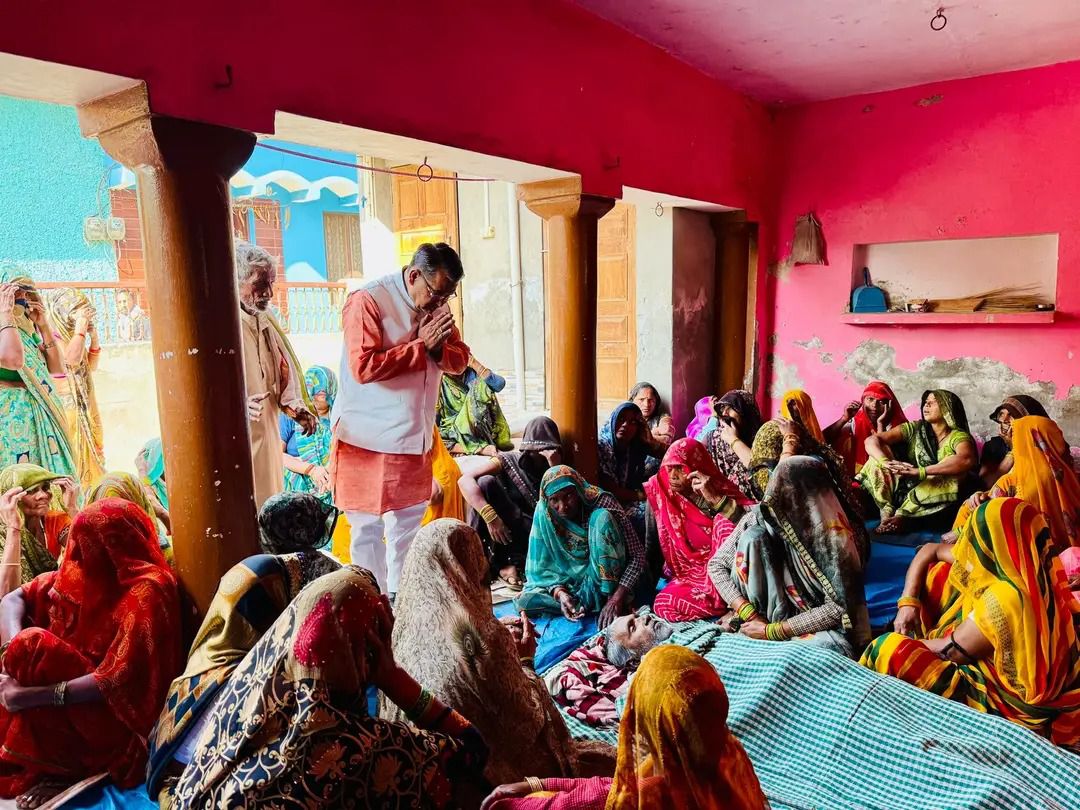 नाम-
चंद्रपाल सिंह
पद-
विधायक(भाजपा),
