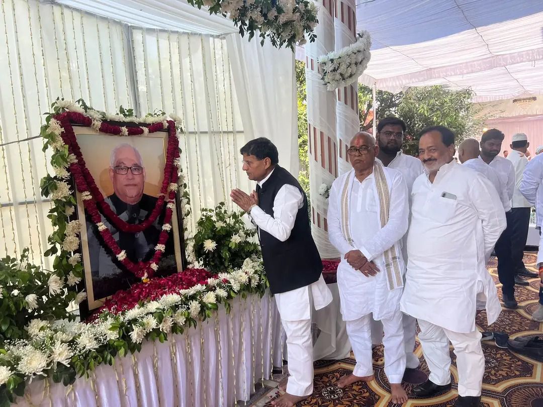 नाम : लालजी वर्मा  पद : सांसद (सपा), अंबेडकर नगर  लोकसभा क्षेत्र ,उत्तर प्रदेश नवप्रवर्तक कोड : 7118