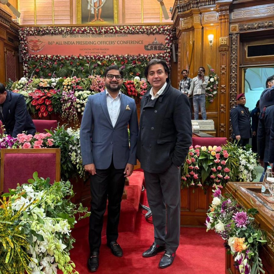 नाम-  उमर अली खानपद- विधायक(सपा