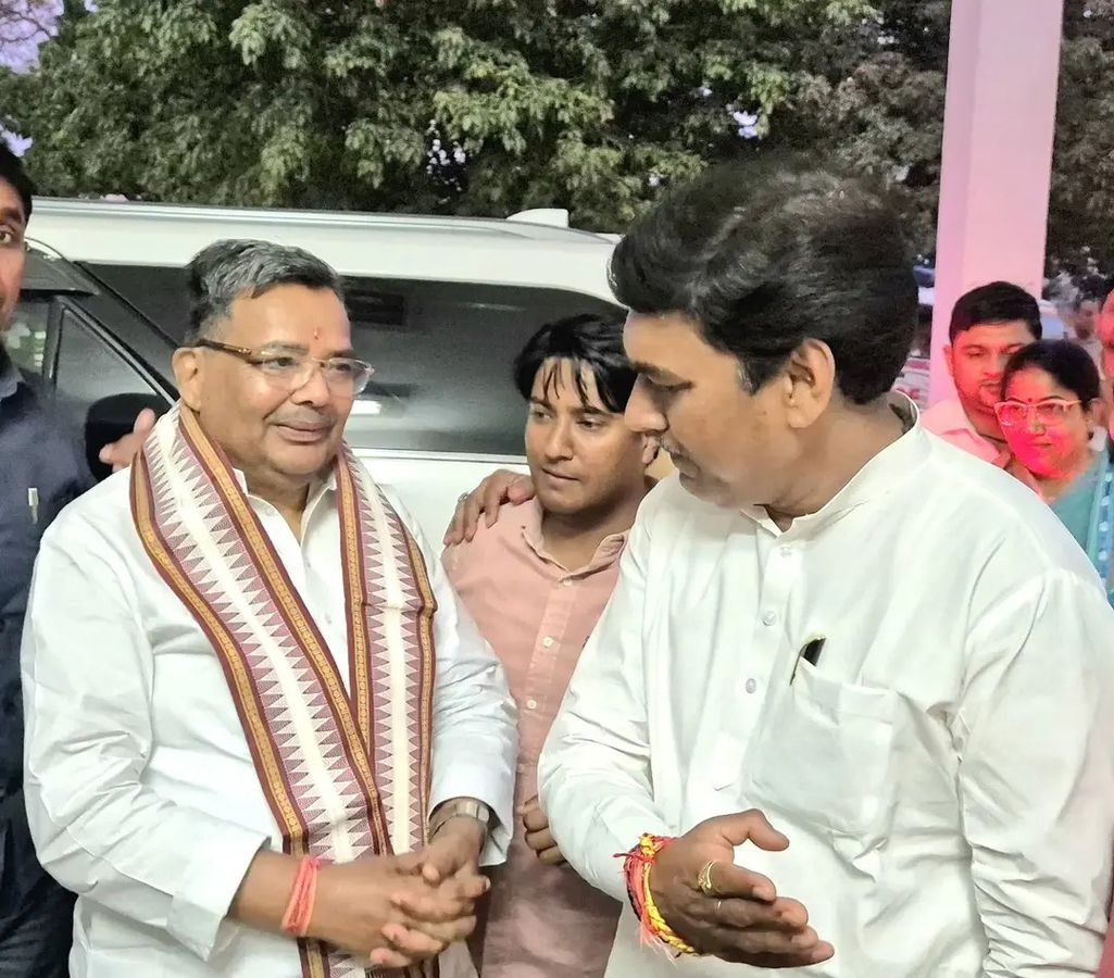 नाम- हरेंद्र सिंह तेवतिया
पद- विधायक(बीजेप