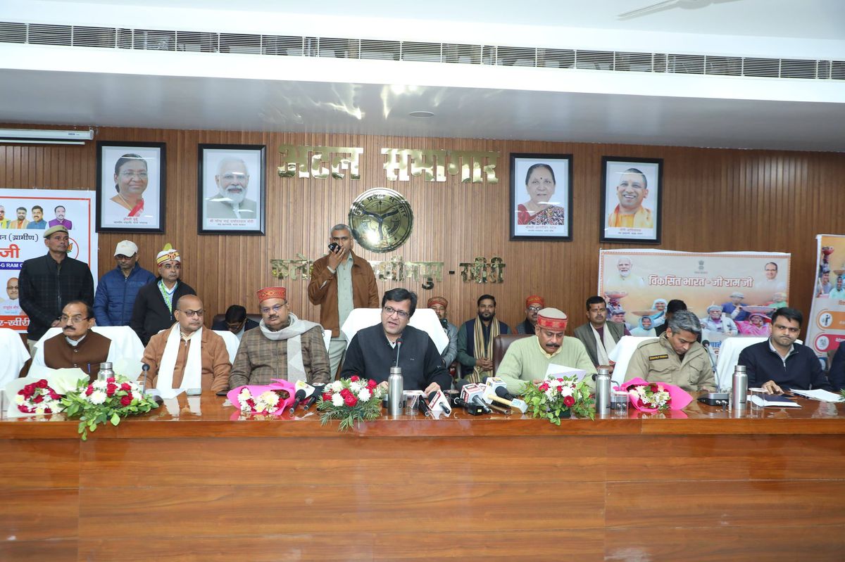 नाम- नितिन अग्रवालपद- विधायक</