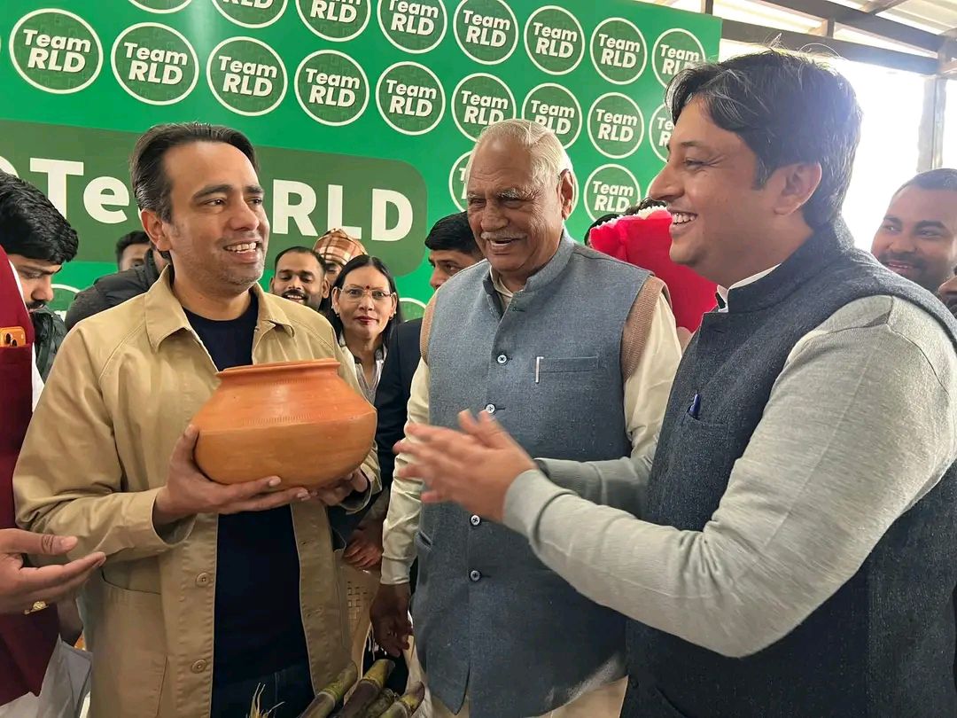 नाम- चंदन चौहान 
पद- विधायक(राष्ट्रीय 