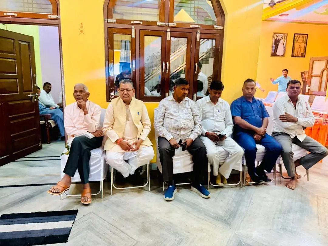 नाम-
चंद्रपाल सिंह
पद-
विधायक(भाजपा),
