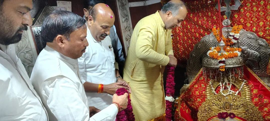 नाम-
विजय
पाल आढ़ती
पद-
विधायक(भाजपा), 