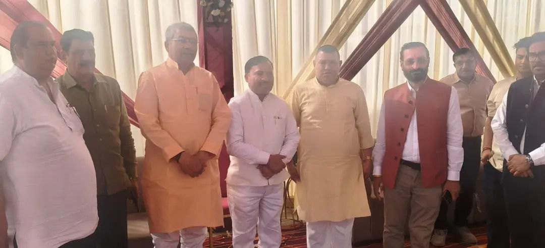 नाम-
विजय
पाल आढ़ती
पद-
विधायक(भाजपा), 