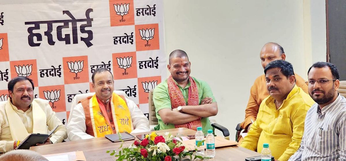 नाम
: ज्ञान तिवारी
पद
: विधायक(भाजपा), 
</