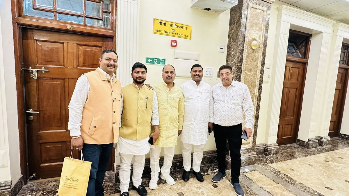 नाम- महेंद्र सिंह खड़गवंशी
पद- विधायक (