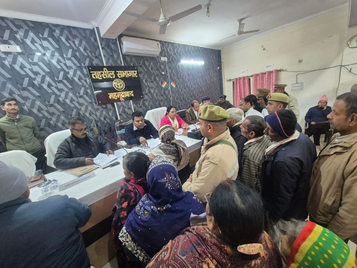 नाम-  आशा मौर्यापद-
विधायक(भाजपा),म