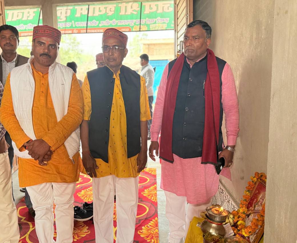 नाम- श्रीकांत कटियार
पद-
विधायक (बीजेपी)