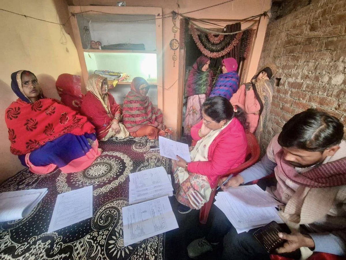 नाम-  आशा मौर्यापद-
विधायक(भाजपा),म