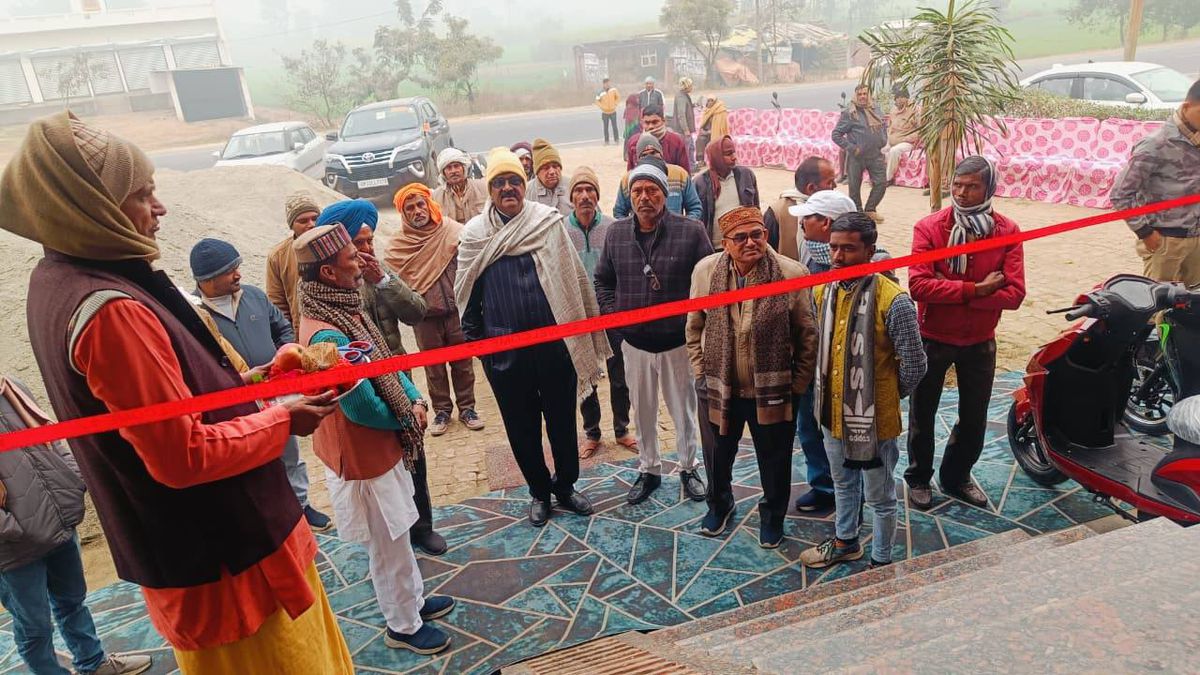 नाम-
लोकेंद्र प्रताप सिंह
पद-
विधायक (</