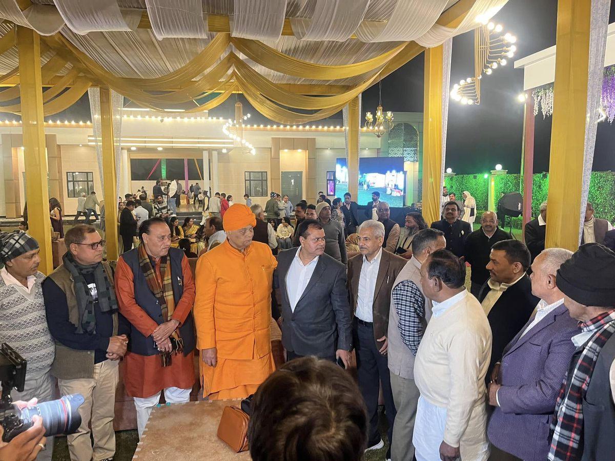 नाम- स्वामी ओमवेश
पद- विधायक(सपा),