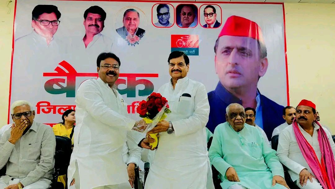 नाम
: राघवेंद्र कुमार सिंहपद
: विधायक (