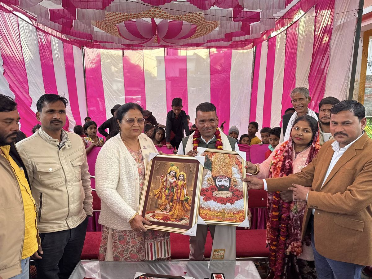 नाम-  आशा मौर्यापद-
विधायक(भाजपा),म