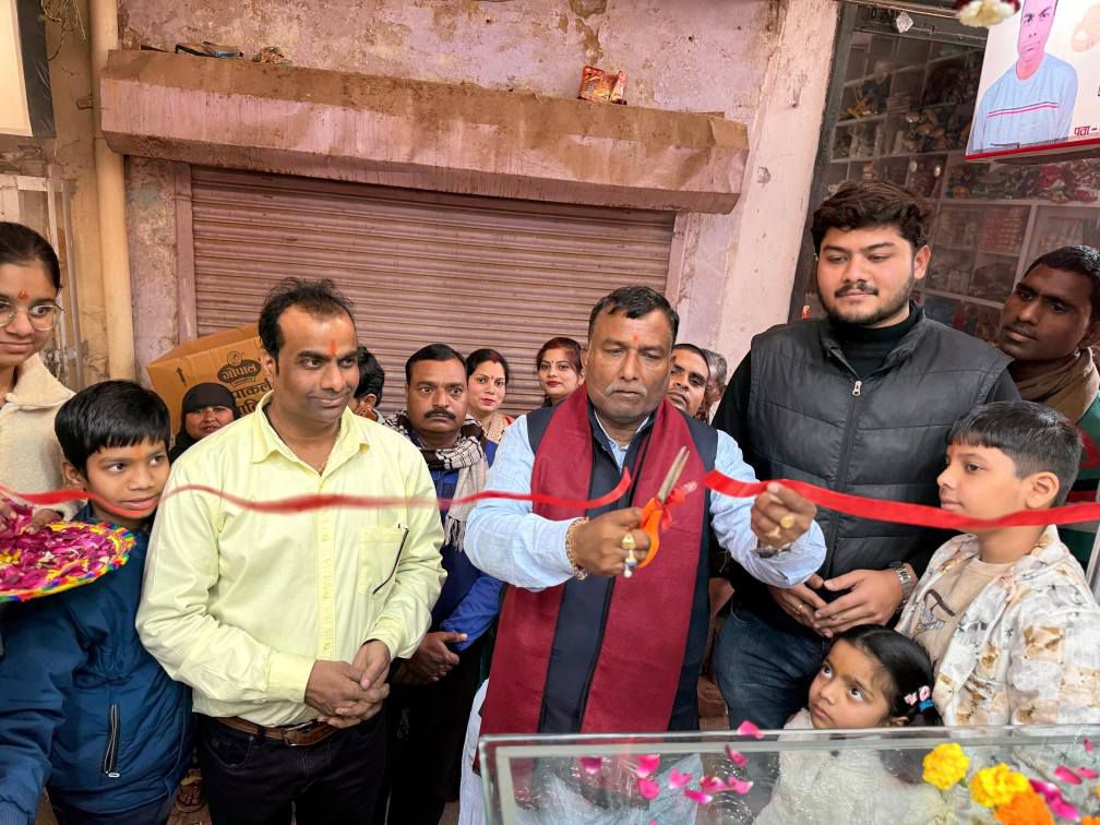 नाम- श्रीकांत कटियार
पद-
विधायक (बीजेपी)