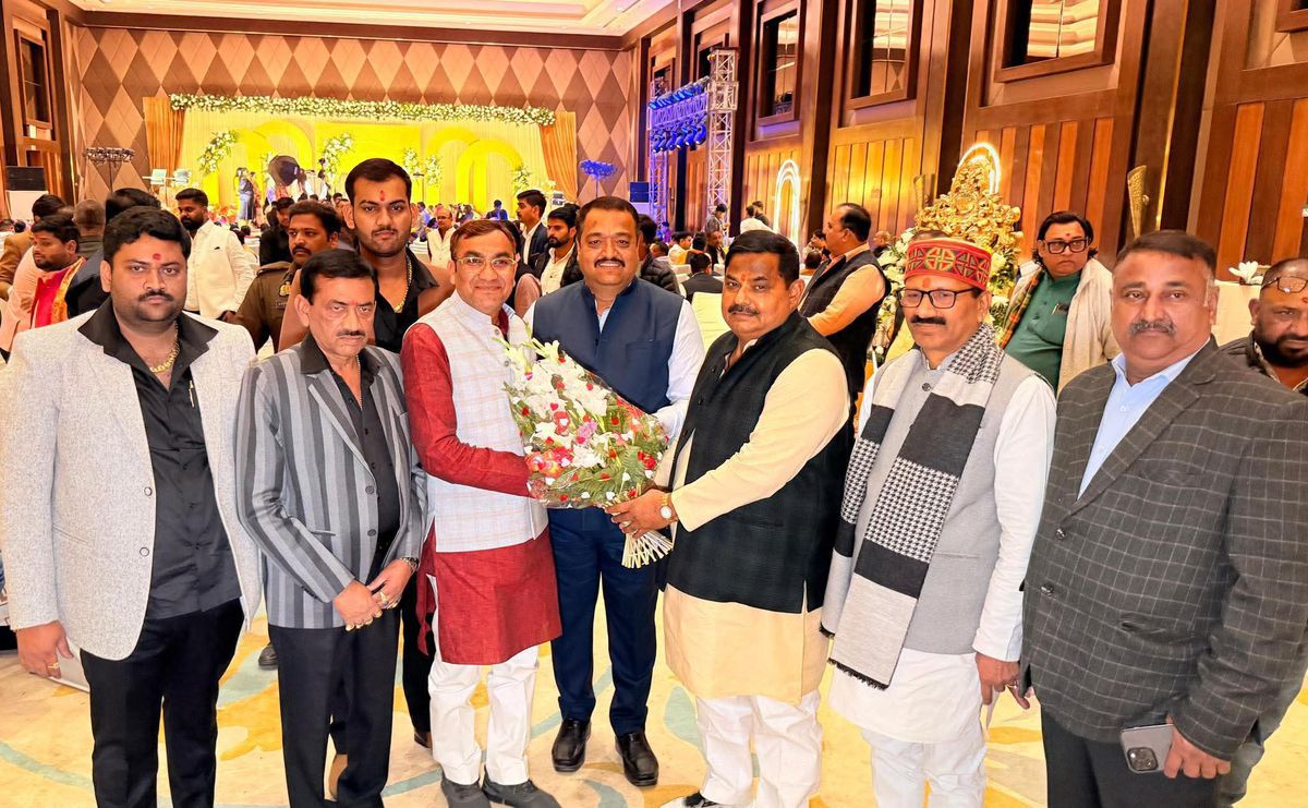 नाम
: ज्ञान तिवारी
पद
: विधायक(भाजपा), 
</