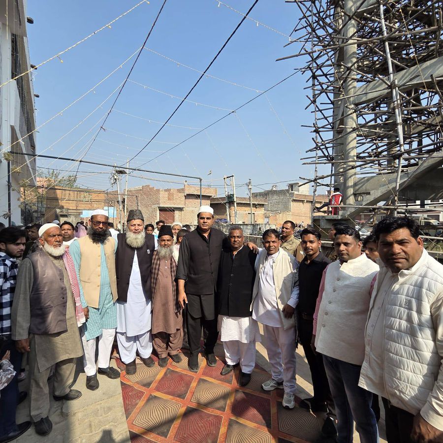 नाम-
मोहम्मद फहीम इरफ़ान
पद-
विधायक(सपा