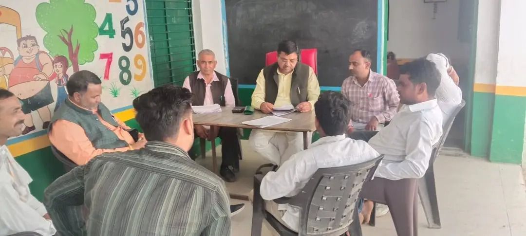 नाम-
भगवान सिंह कुशवाहा 
पद-
विधायक (