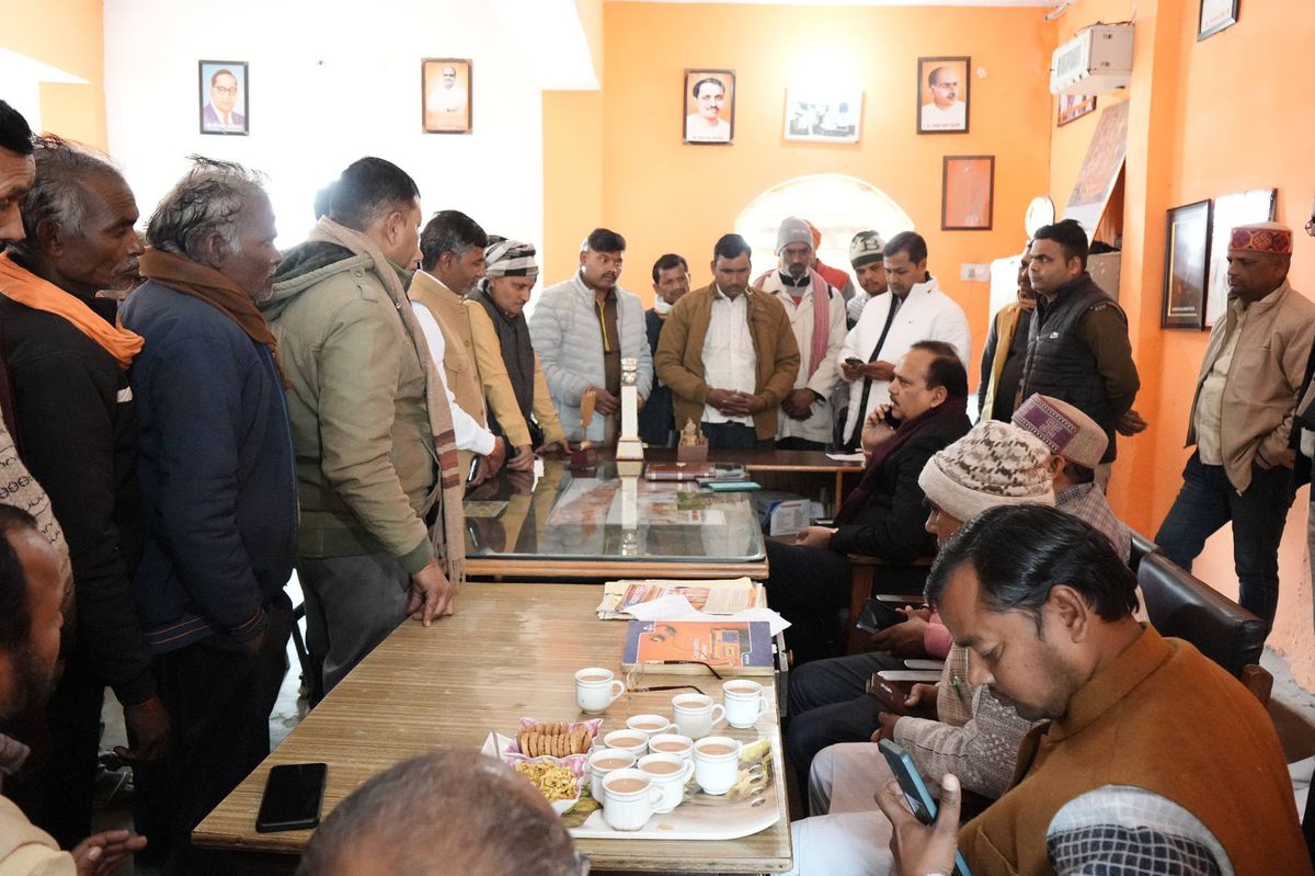 नाम- माधवेन्द्र प्रताप सिंह
पद-
विधायक (भ