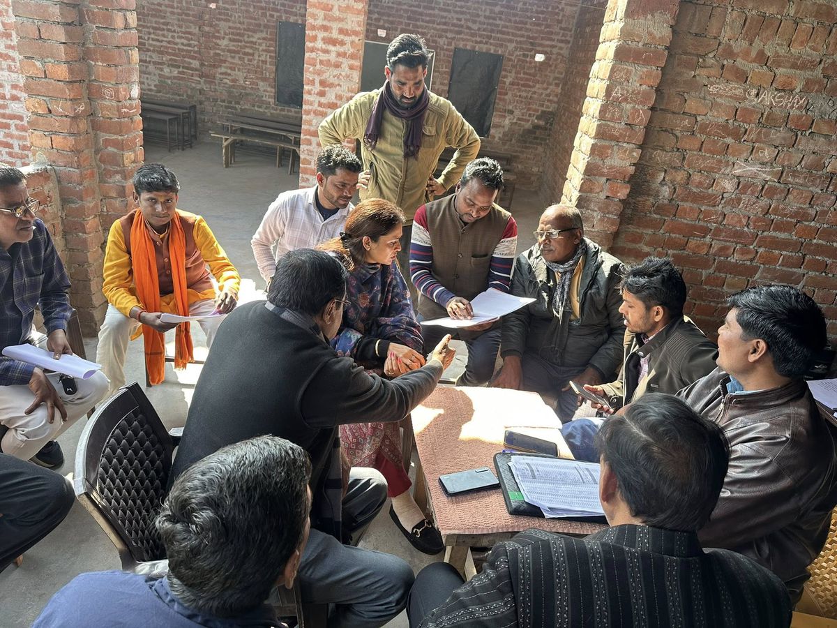 नाम-
डॉ. सुरभी
पद-
विधायक (अपना