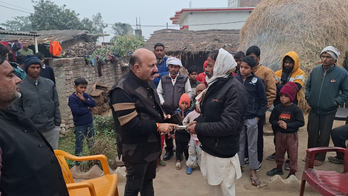 नाम-
हरविंदर कुमार साहनी (रोमी साहनी)
पद-
विधायक(भाजपा</