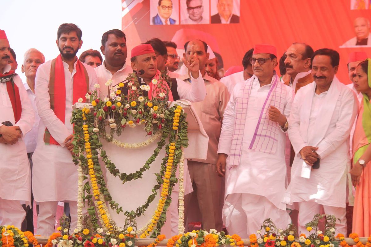 नाम- रामखिलाड़ी सिंह यादवपद- विधायक(सपा