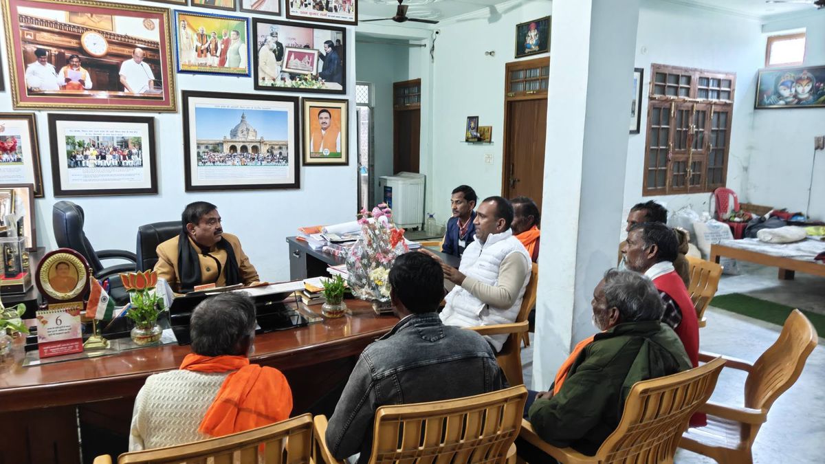 नाम - ब्रजेश कुमार पद - विधायक (भाजपा),
मोहान (उन्नाव),उत्तरप्रदेश 
नवप्रवर्तक कोड – 71187192