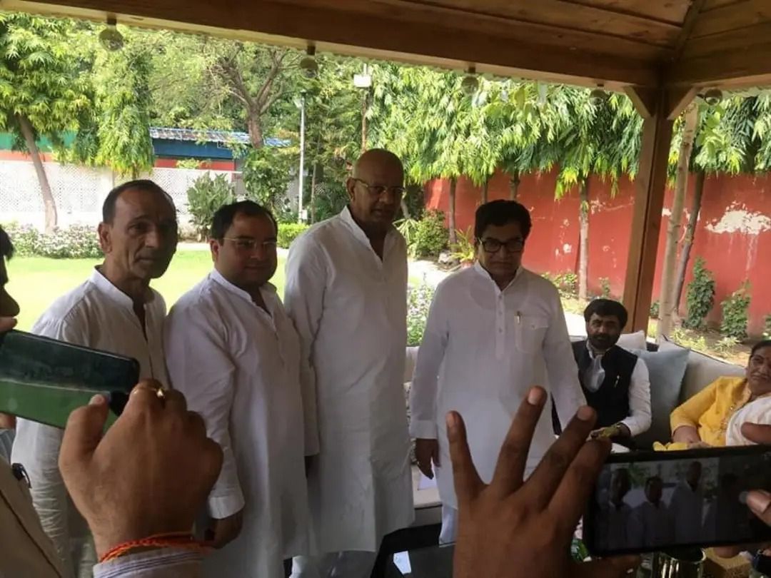 नाम- शाहिद मंजूर
पद- विधायक(सपा), किठौर