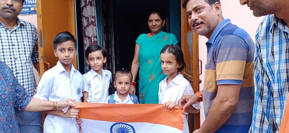 नाम-
योगेश वर्मा
पद-
विधायक(बीजेपी), लखी