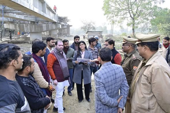 नाम : सतीश चंद्र शर्मा
पद : विधायक (भाजपा) दरियाबाद, बाराबंकी (उ.प्र)