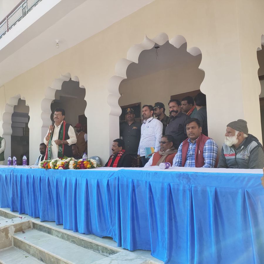 नाम
-  प्रदीप कुमार यादवपद
- विधायक(