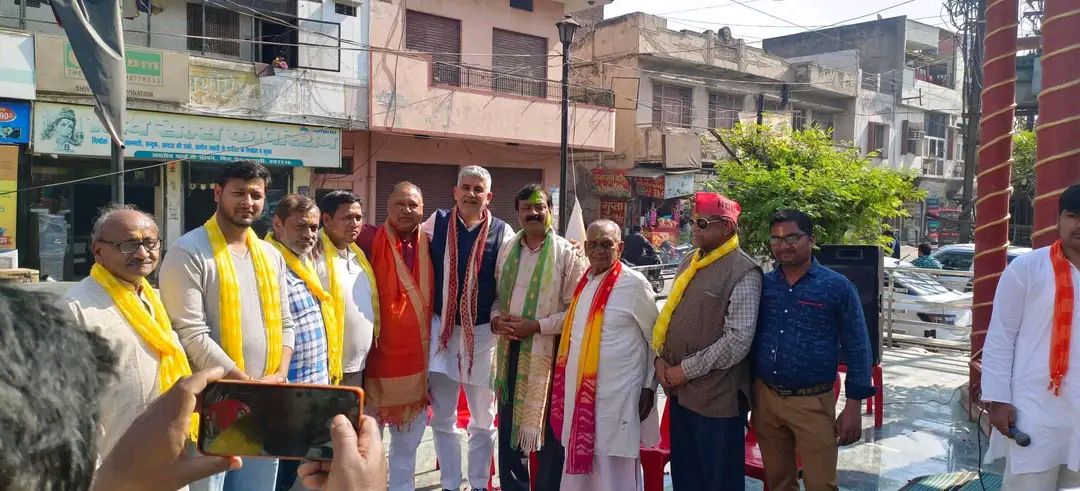 नाम- प्रसन्न चौधरी
पद- विधायक (राष्ट्रीय <