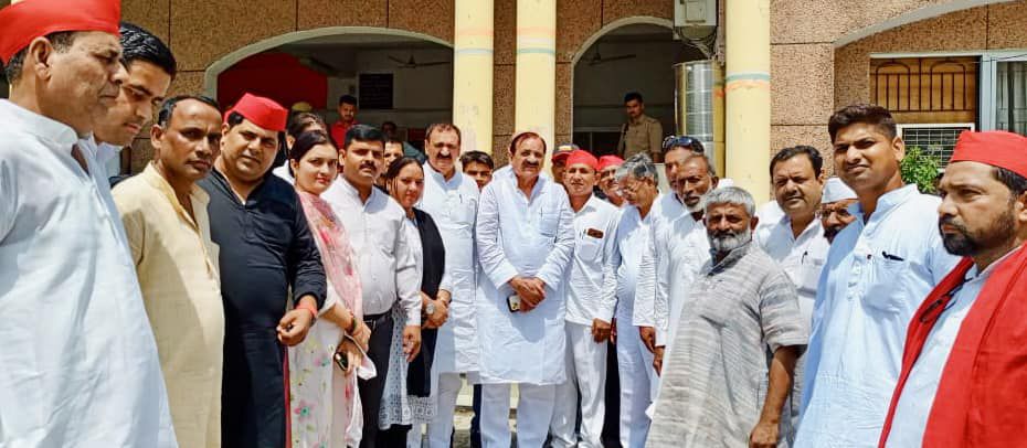 नाम
– महबूब अली 
पद
– विधायक (समाजवादी 