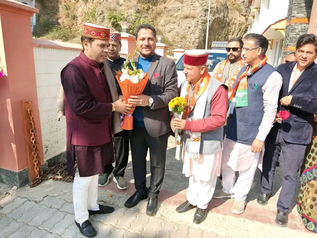 नाम-
श्रीकांत शर्मा 
पद-
विधायक(बीजेपी), म