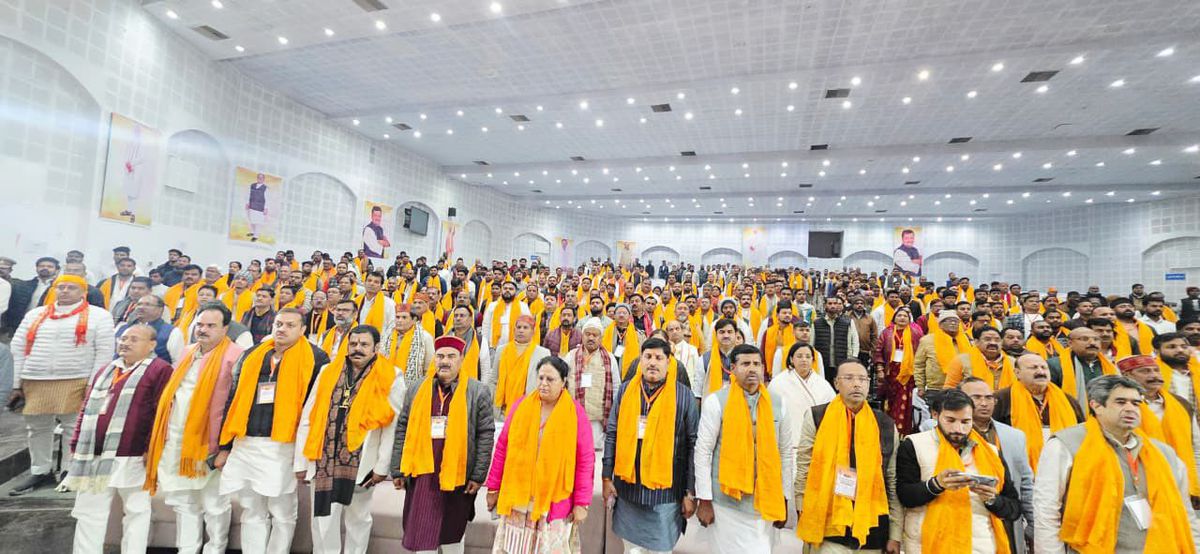 नाम-  आशा मौर्यापद-
विधायक(भाजपा),म