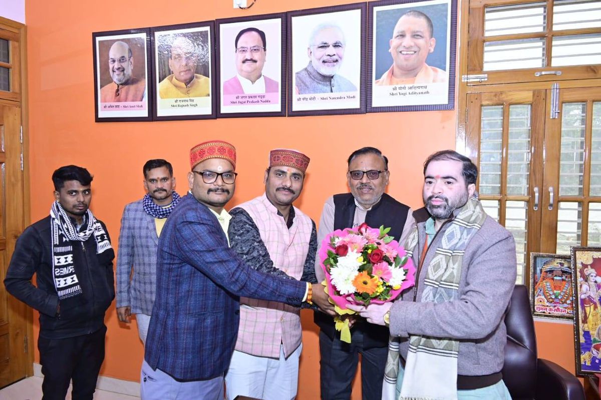 नाम : सतीश चंद्र शर्मा
पद : विधायक (भाजपा) दरियाबाद, बाराबंकी (उ.प्र)