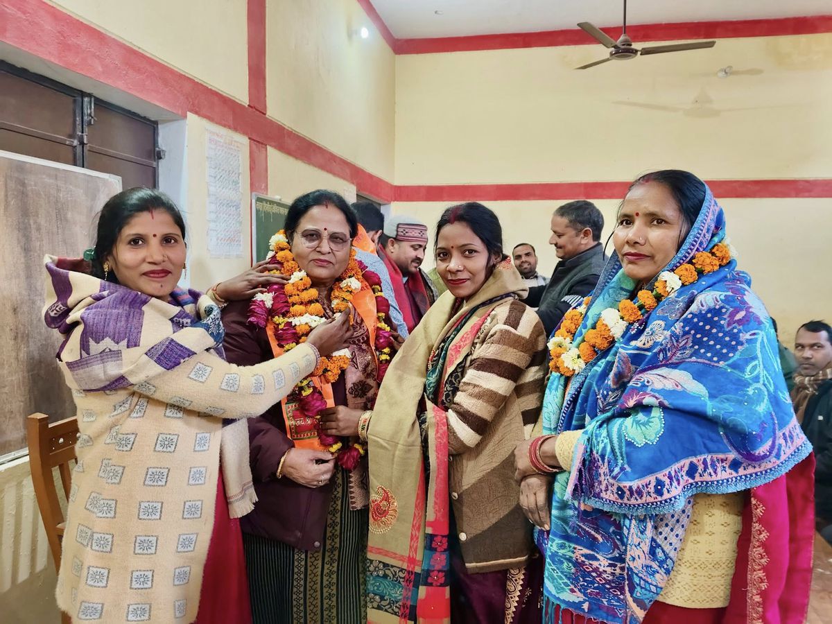 नाम-  आशा मौर्यापद-
विधायक(भाजपा),म