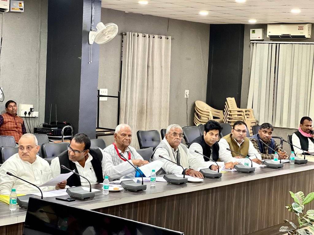 नाम- बेचाई सरोज
पद- विधायक (लालगंज), आजमगढ़,