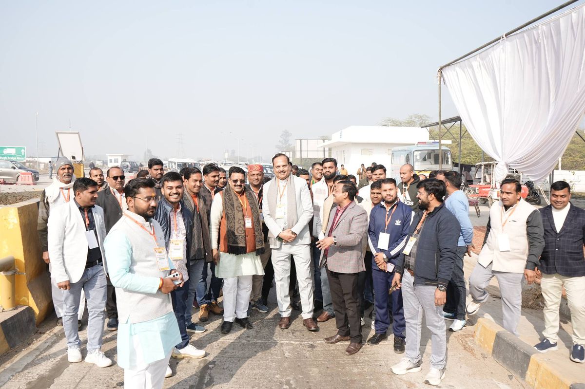 नाम- माधवेन्द्र प्रताप सिंह
पद-
विधायक (भ