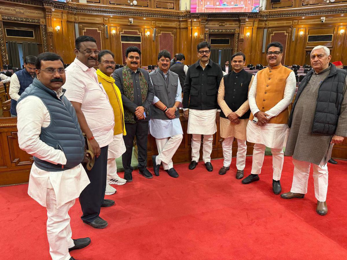 नाम- अभय सिंह
पद- विधायक (समाजवादी पार्टी),
गोसाईगंज,
फैज़ाबाद
नवप्रर्वतक कोड- 71187790 