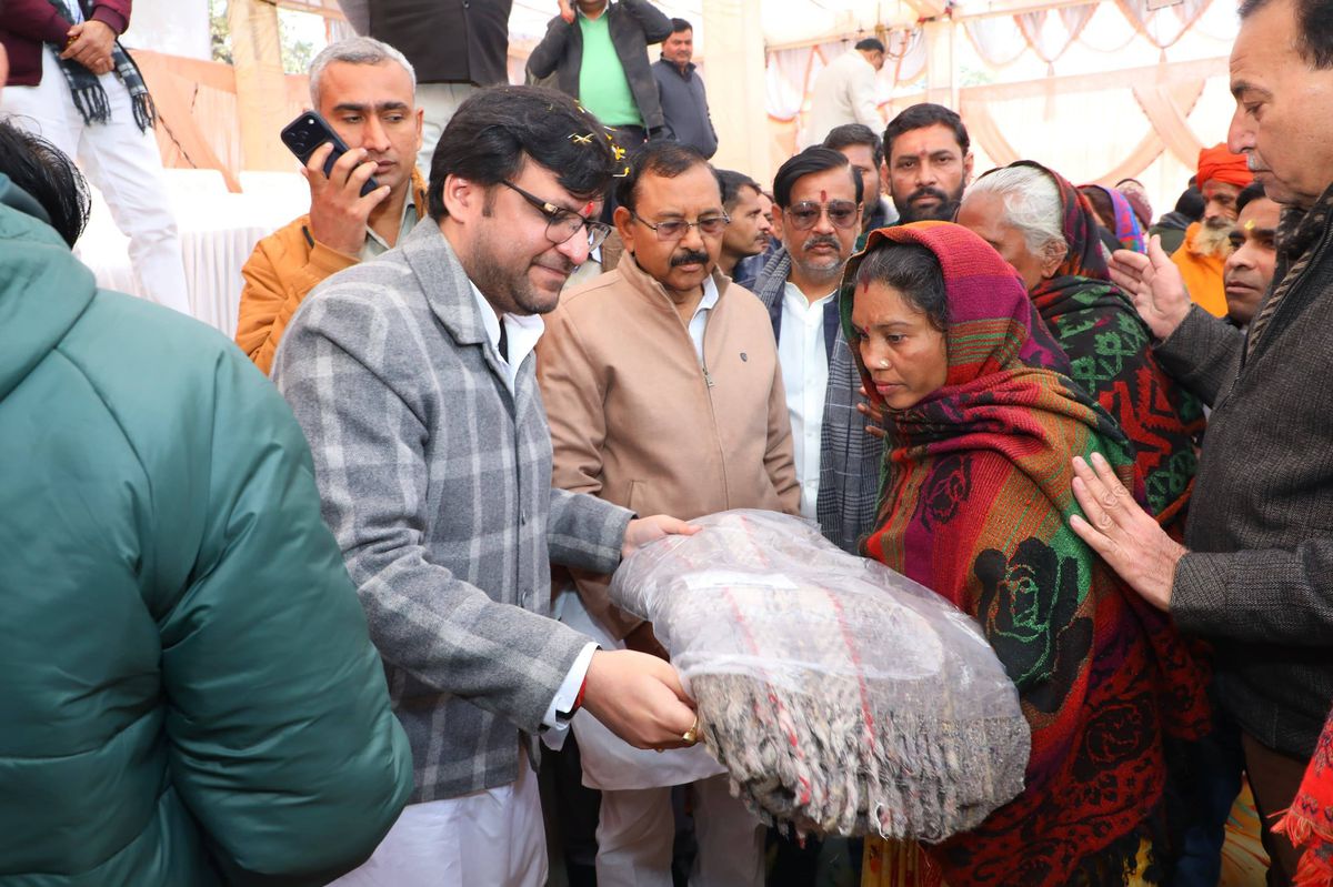 नाम- नितिन अग्रवालपद- विधायक</