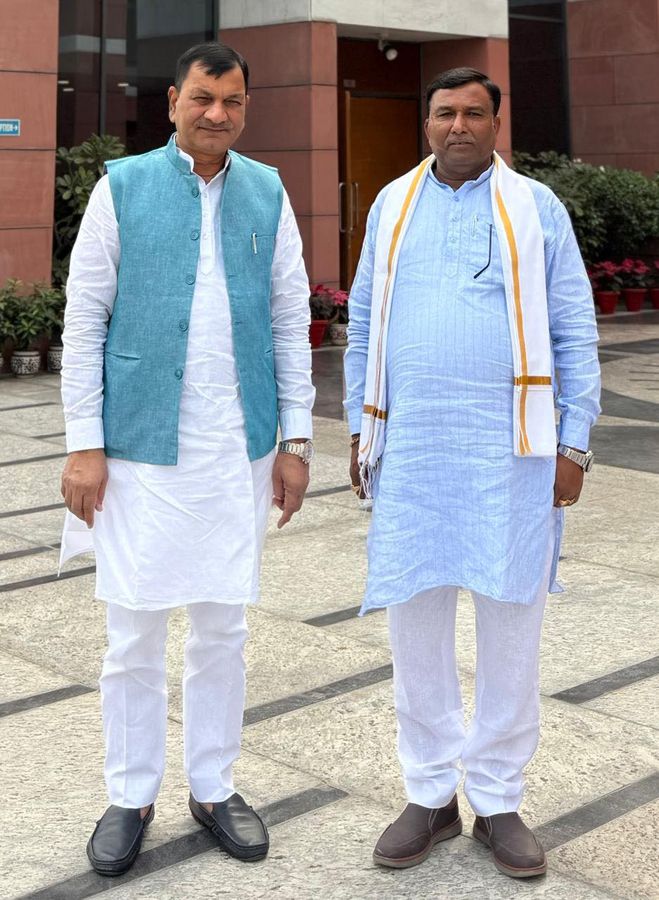 नाम- श्रीकांत कटियार
पद-
विधायक (बीजेपी)