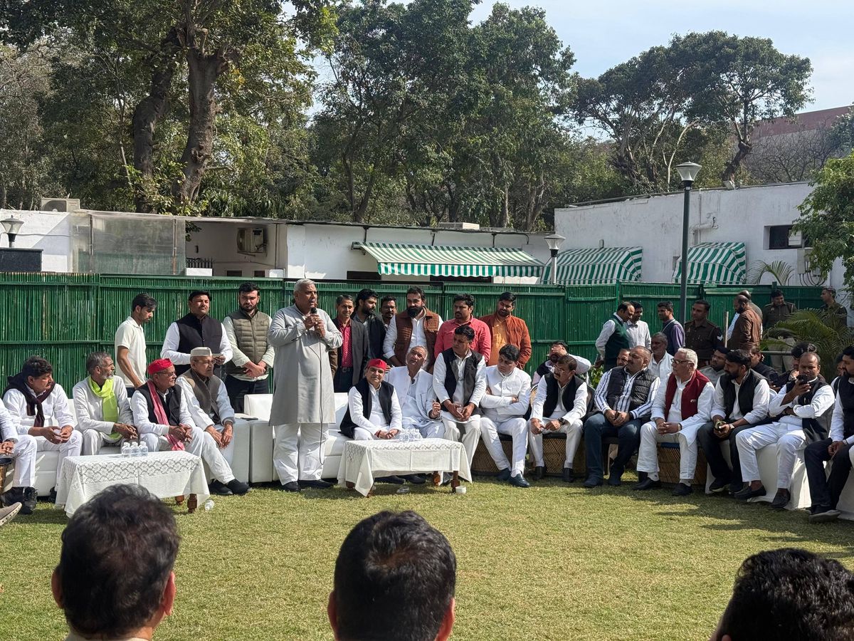 नाम- समरपाल सिंहपद- विधायक (सपा), नौगावां<